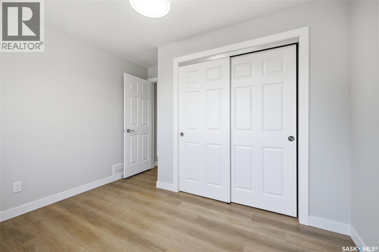 402 Fulton Drive, Regina, SK - Indoor Photo Showing Other Room