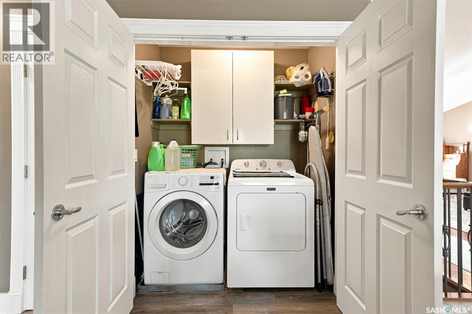 226 Brookdale Crescent, Saskatoon, SK - Indoor Photo Showing Laundry Room