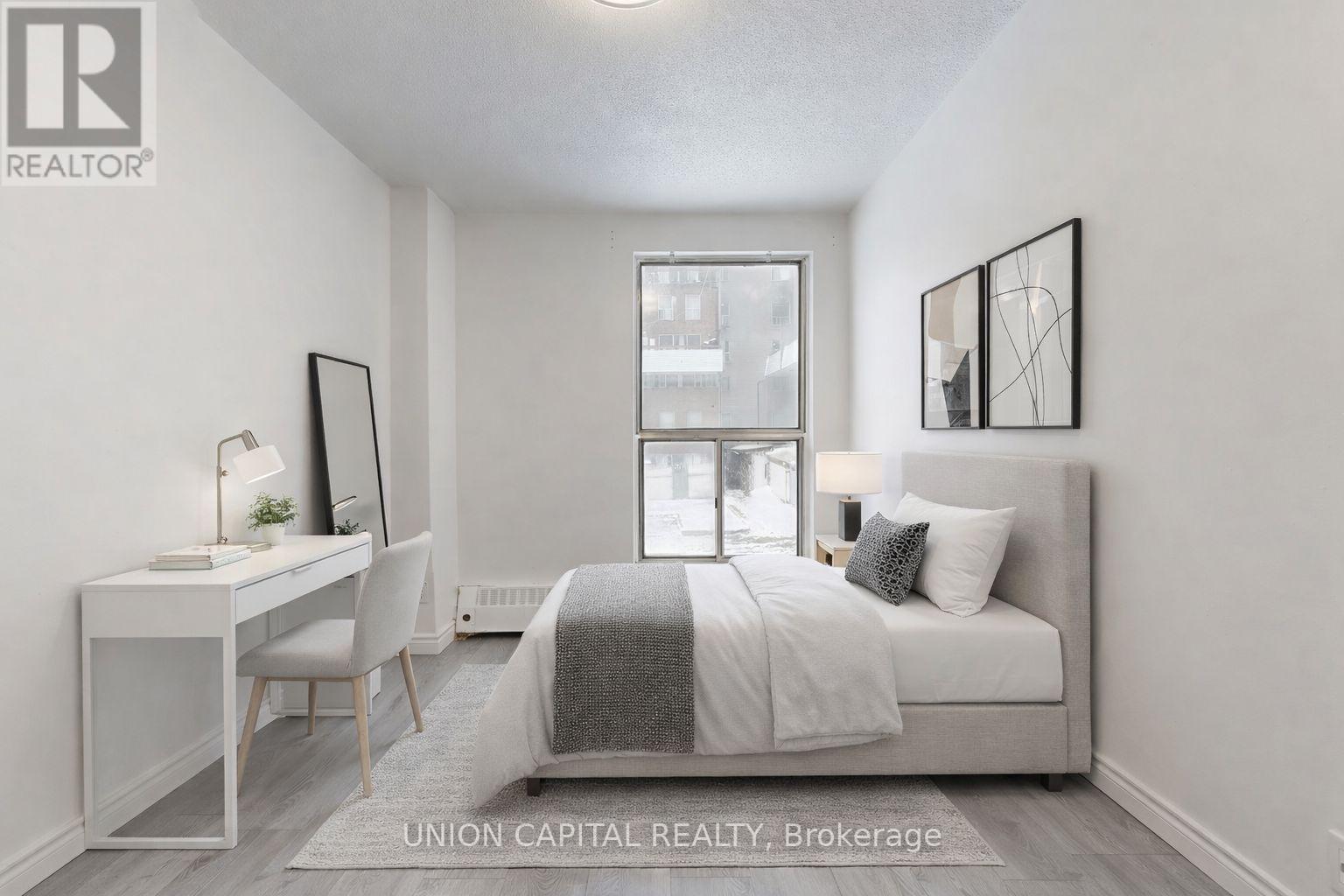 126 - 10 Eddystone Avenue, Toronto, ON - Indoor Photo Showing Bedroom