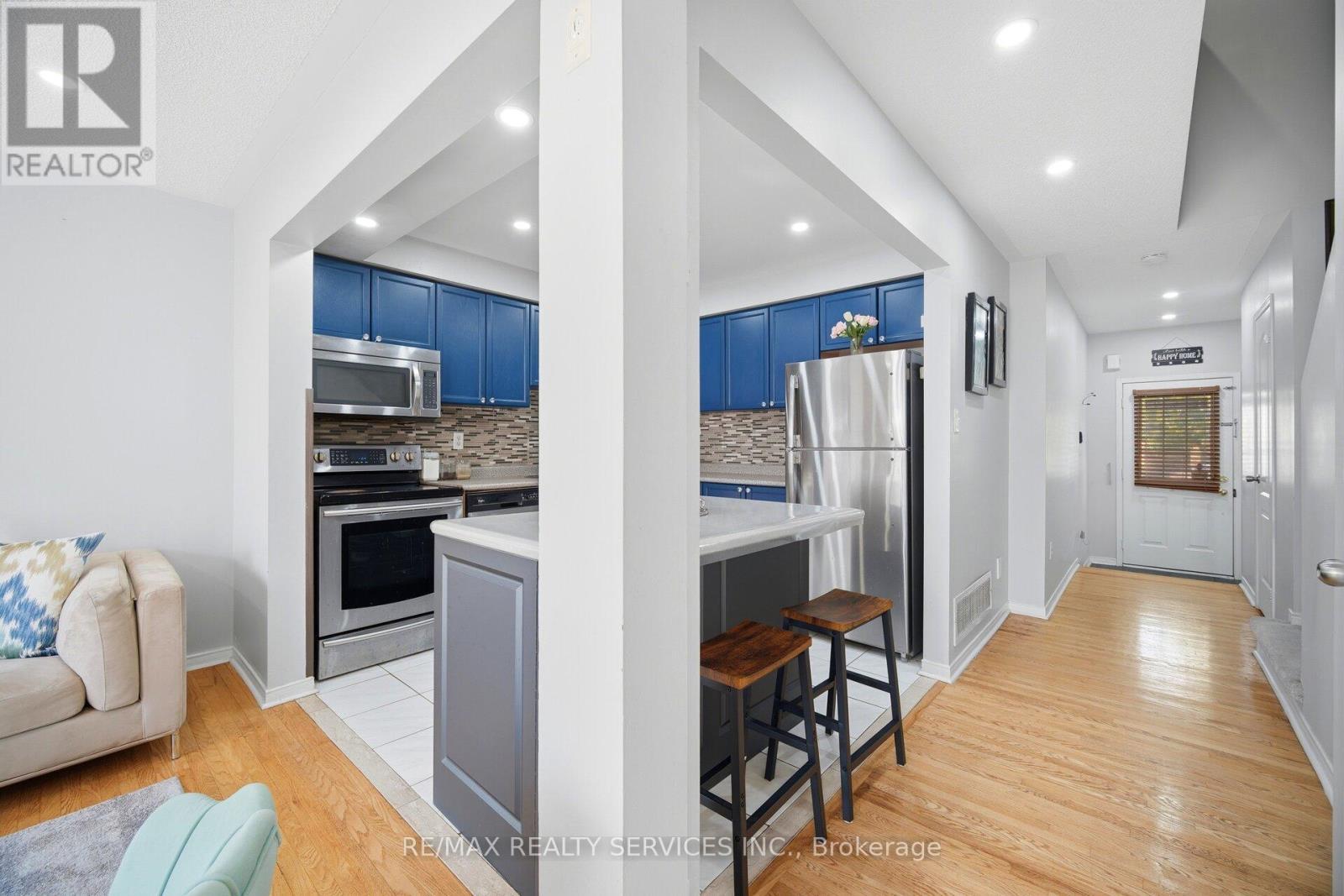 29 Lonestar Crescent, Brampton, ON - Indoor Photo Showing Other Room