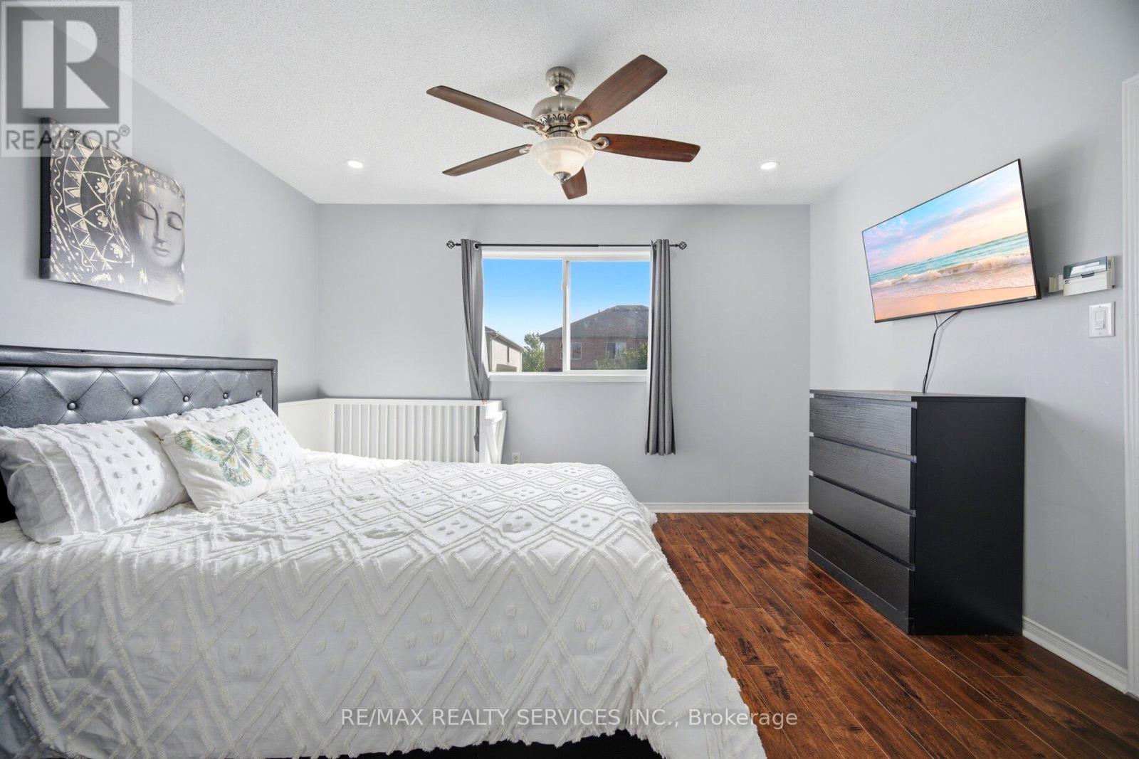 29 Lonestar Crescent, Brampton, ON - Indoor Photo Showing Bedroom