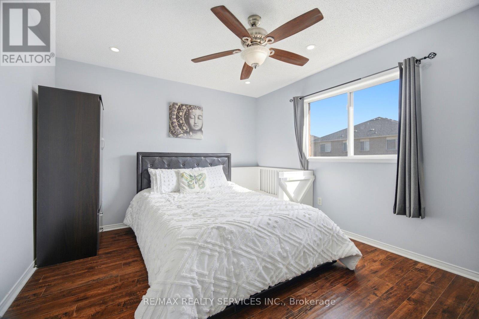 29 Lonestar Crescent, Brampton, ON - Indoor Photo Showing Bedroom