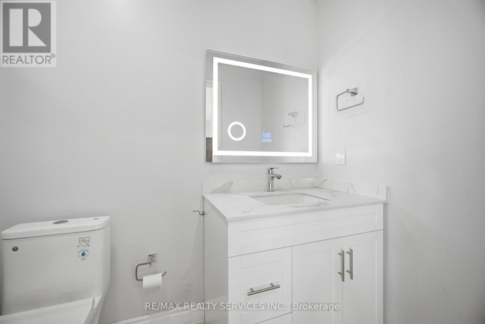 29 Lonestar Crescent, Brampton, ON - Indoor Photo Showing Bathroom