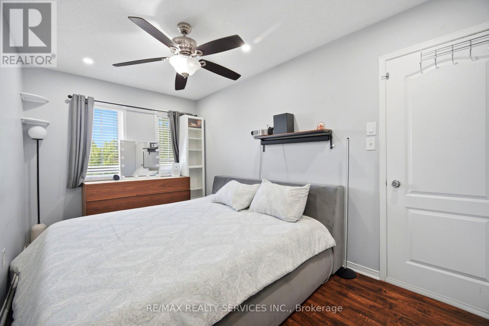 29 Lonestar Crescent, Brampton, ON - Indoor Photo Showing Bedroom