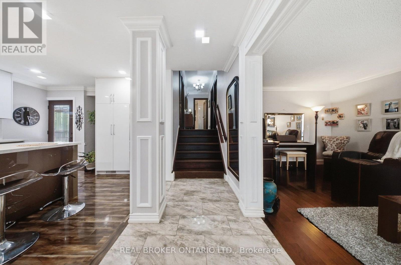 21 Kendleton Drive, Toronto, ON - Indoor Photo Showing Other Room