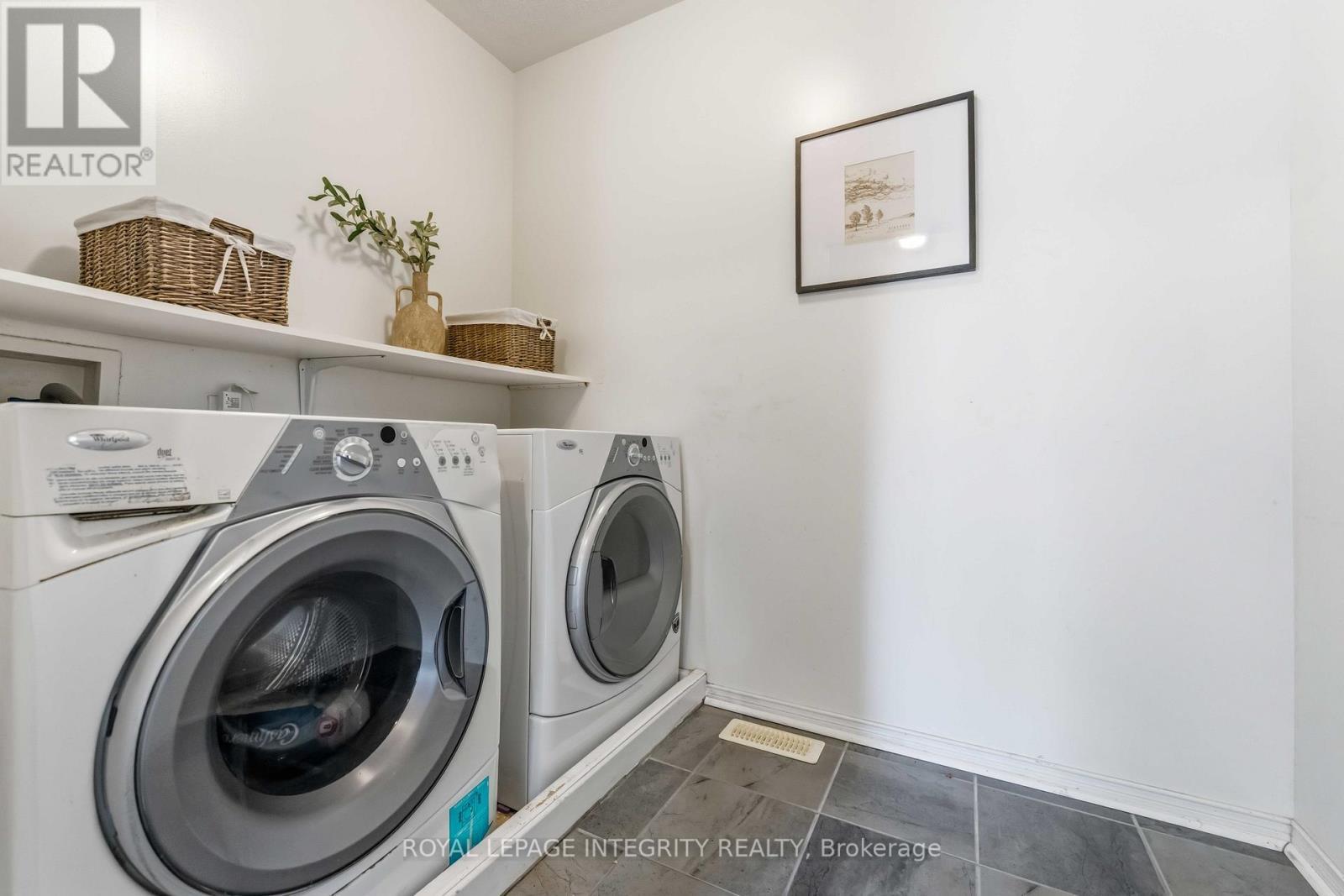 2nd floor laundry - 10 Westwinds Place, Ottawa, ON - Indoor Photo Showing Laundry Room