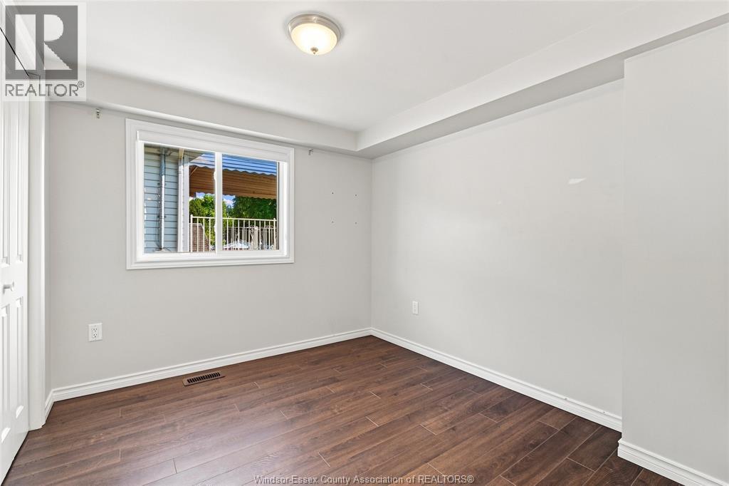 1223 Aubin, Windsor, ON - Indoor Photo Showing Other Room