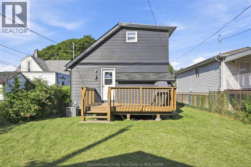 1223 Aubin, Windsor, ON - Outdoor With Exterior