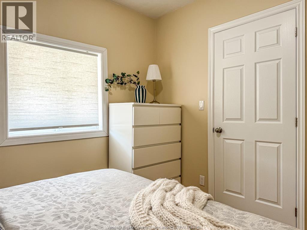 1044 Reedmere Road, Windsor, ON - Indoor Photo Showing Bedroom