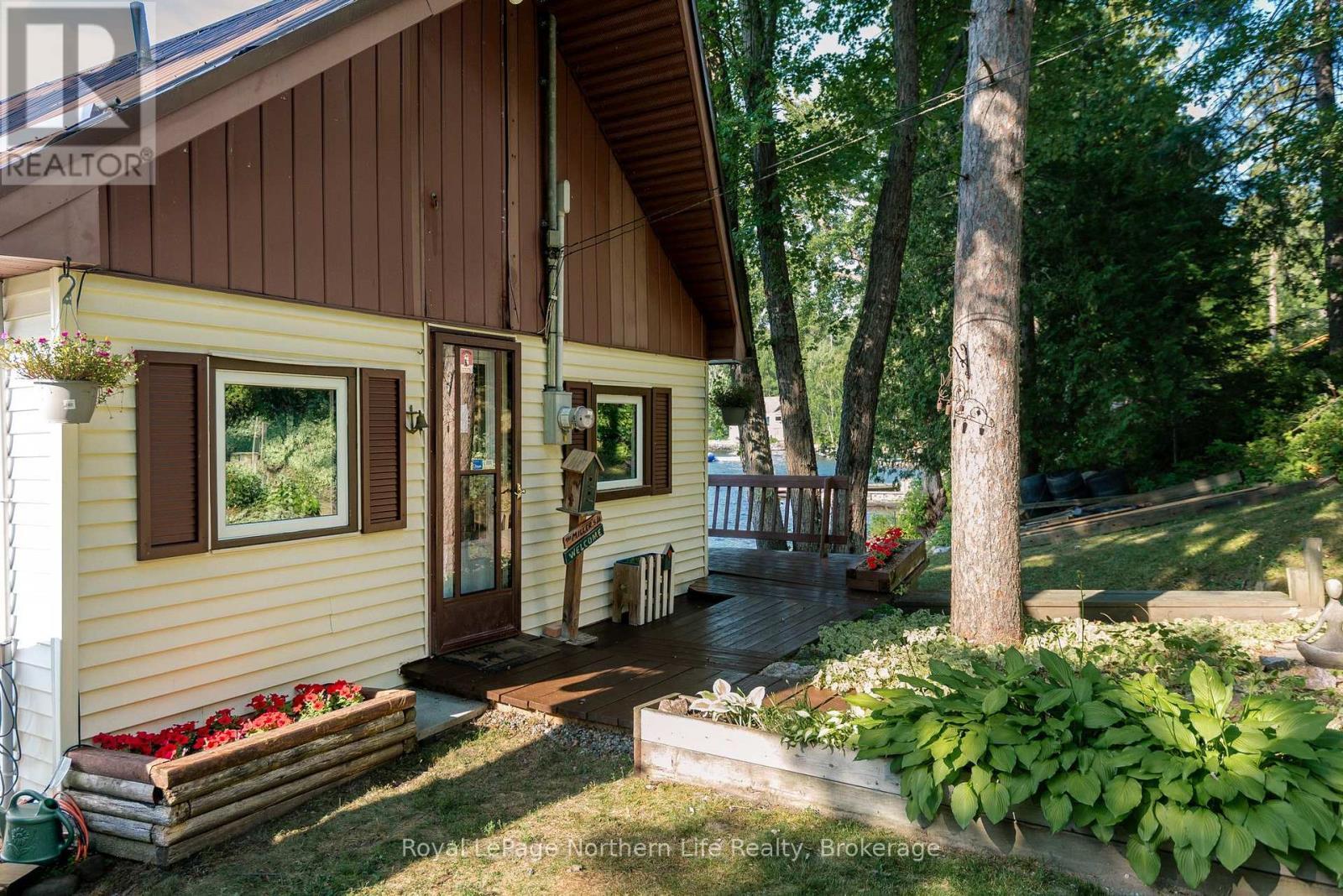 216 Green Road, Callander, ON - Outdoor