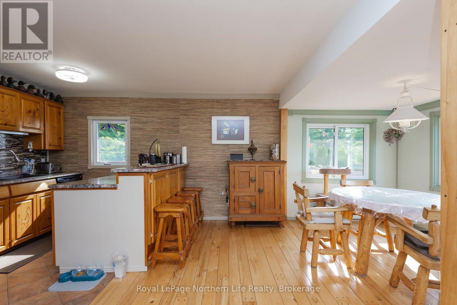 216 Green Road, Callander, ON - Indoor