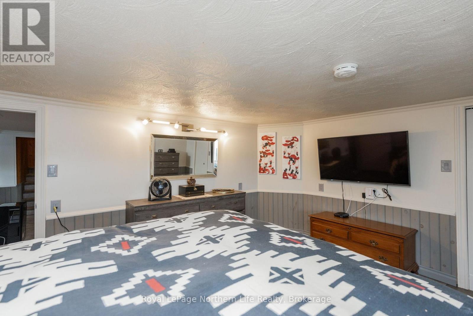 216 Green Road, Callander, ON - Indoor Photo Showing Bedroom