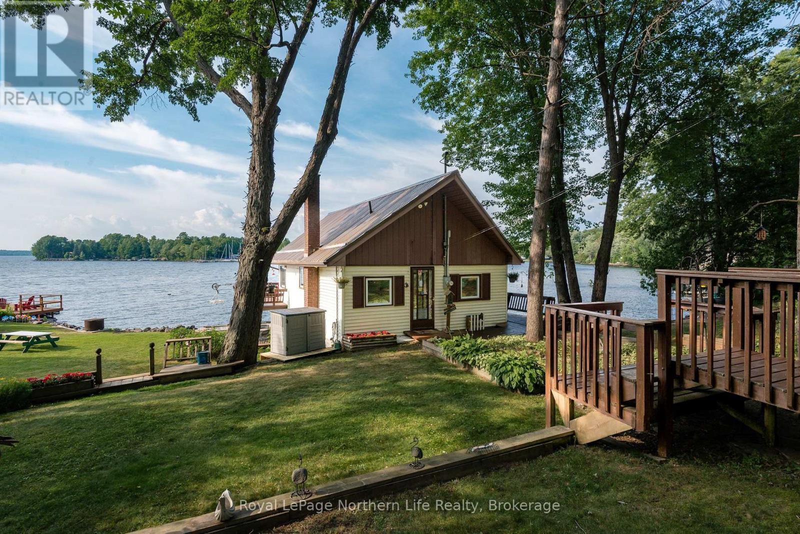 216 Green Road, Callander, ON - Outdoor With Body Of Water