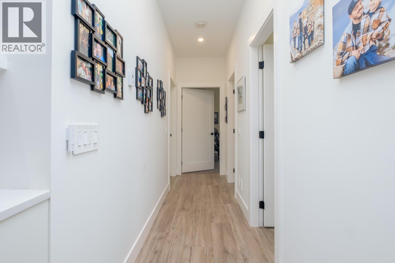 1217 Mcphee Road, Castlegar, BC - Indoor Photo Showing Other Room
