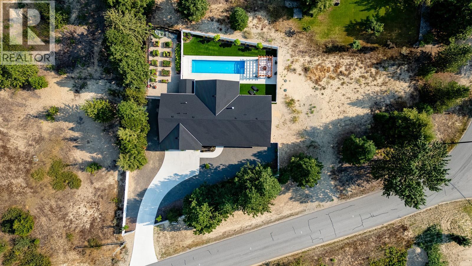1217 Mcphee Road, Castlegar, BC - Outdoor With View