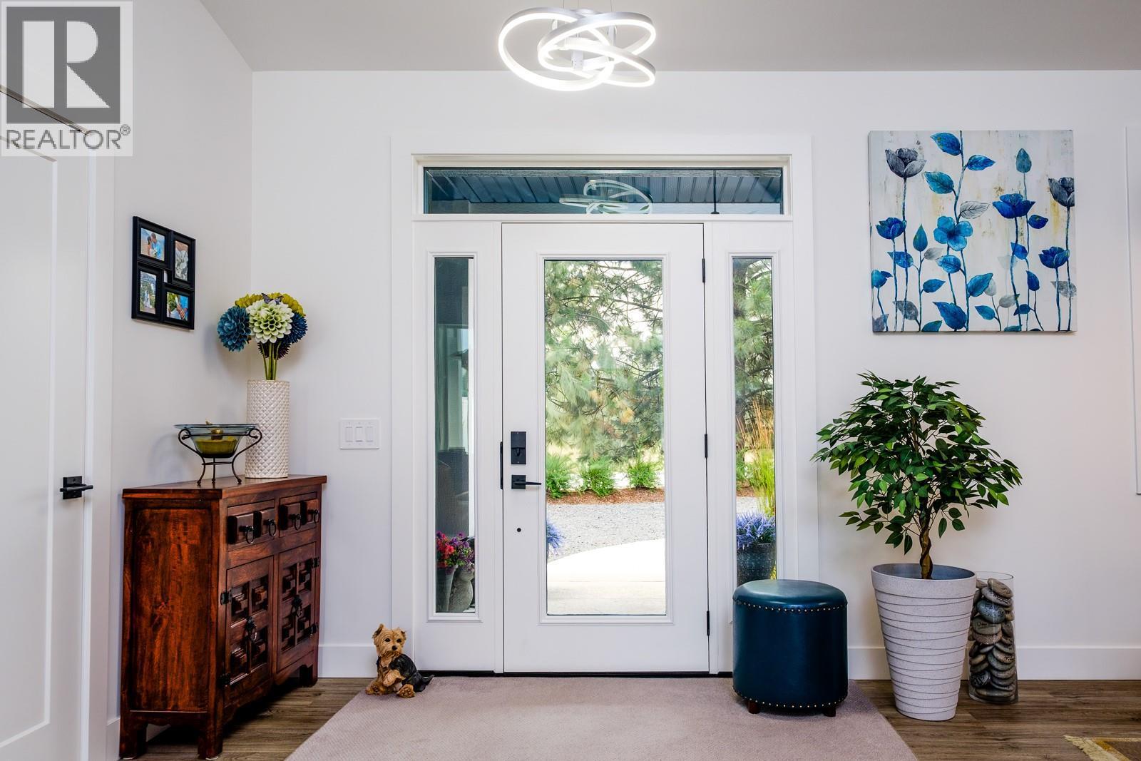 1217 Mcphee Road, Castlegar, BC - Indoor Photo Showing Other Room
