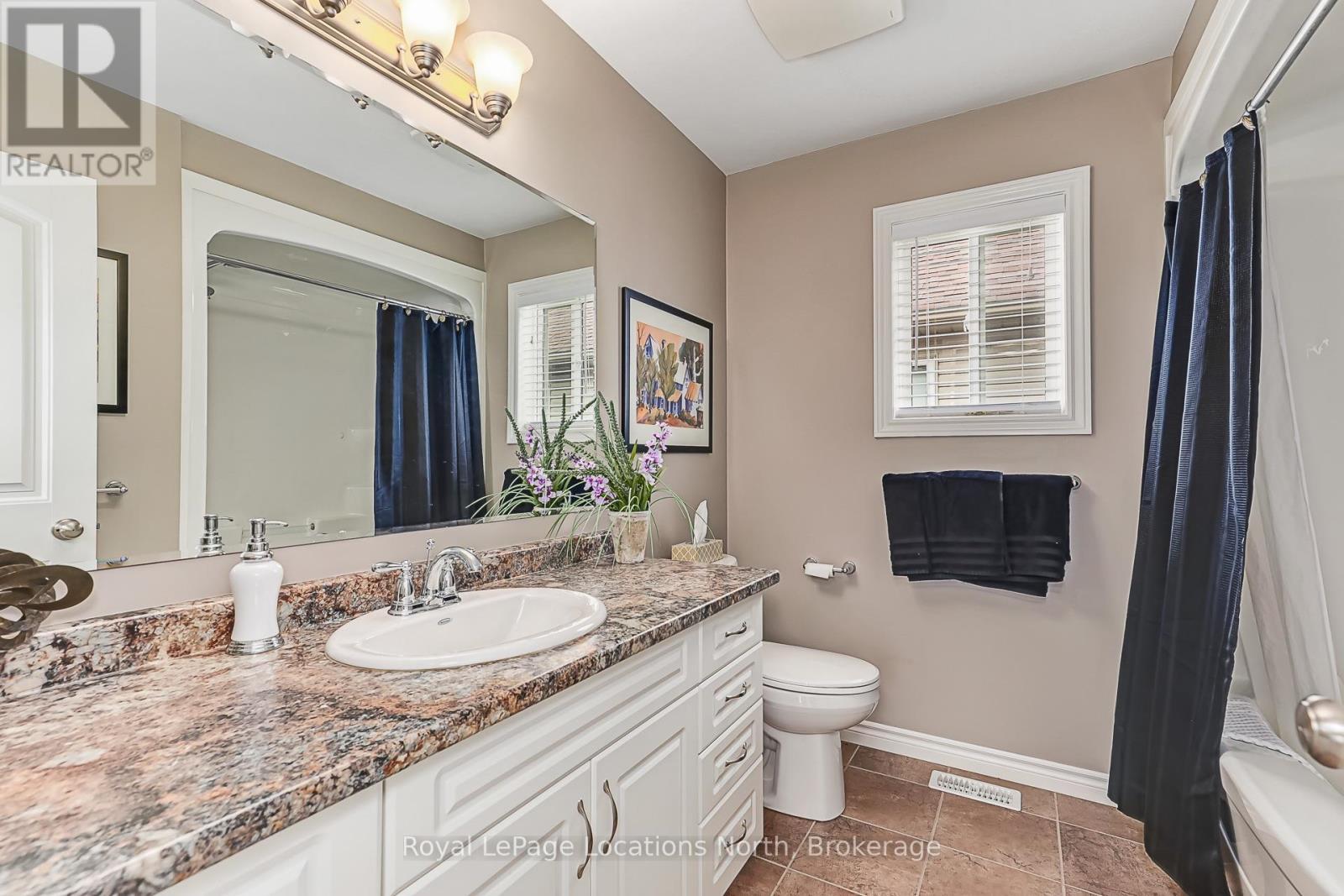 7 Kayla Crescent, Collingwood, ON - Indoor Photo Showing Bathroom