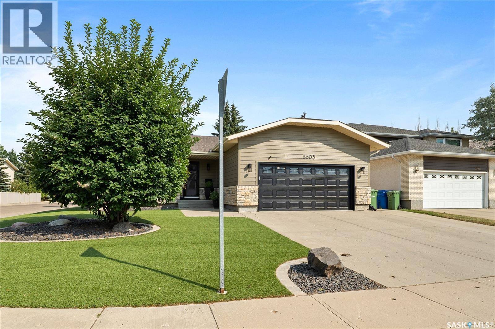 3603 Selinger Crescent, Regina, SK - Outdoor