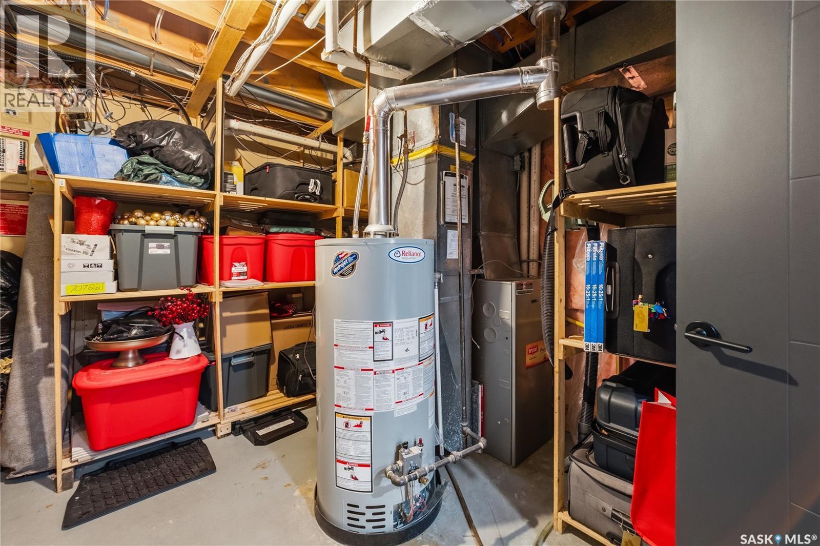 3603 Selinger Crescent, Regina, SK - Indoor Photo Showing Basement