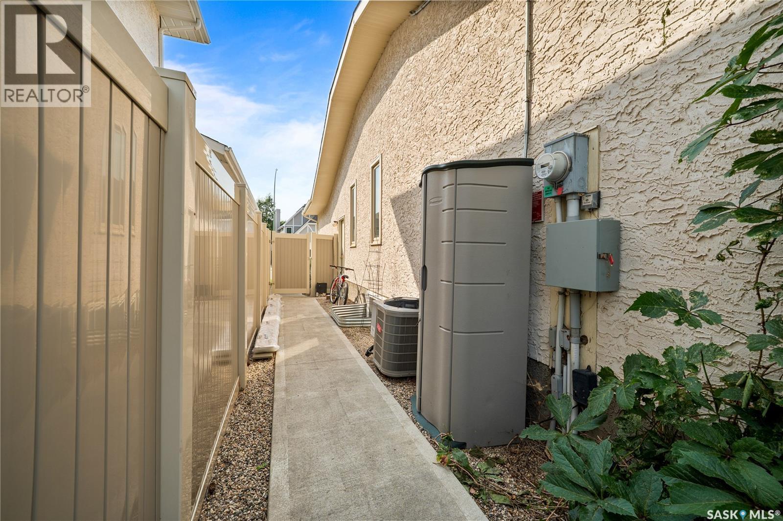 3603 Selinger Crescent, Regina, SK -