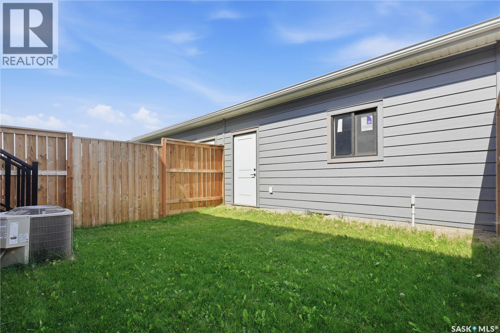 115 Rosewood Boulevard E, Saskatoon, SK - Outdoor With Exterior