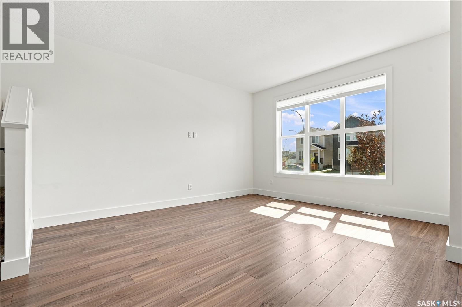 115 Rosewood Boulevard E, Saskatoon, SK - Indoor