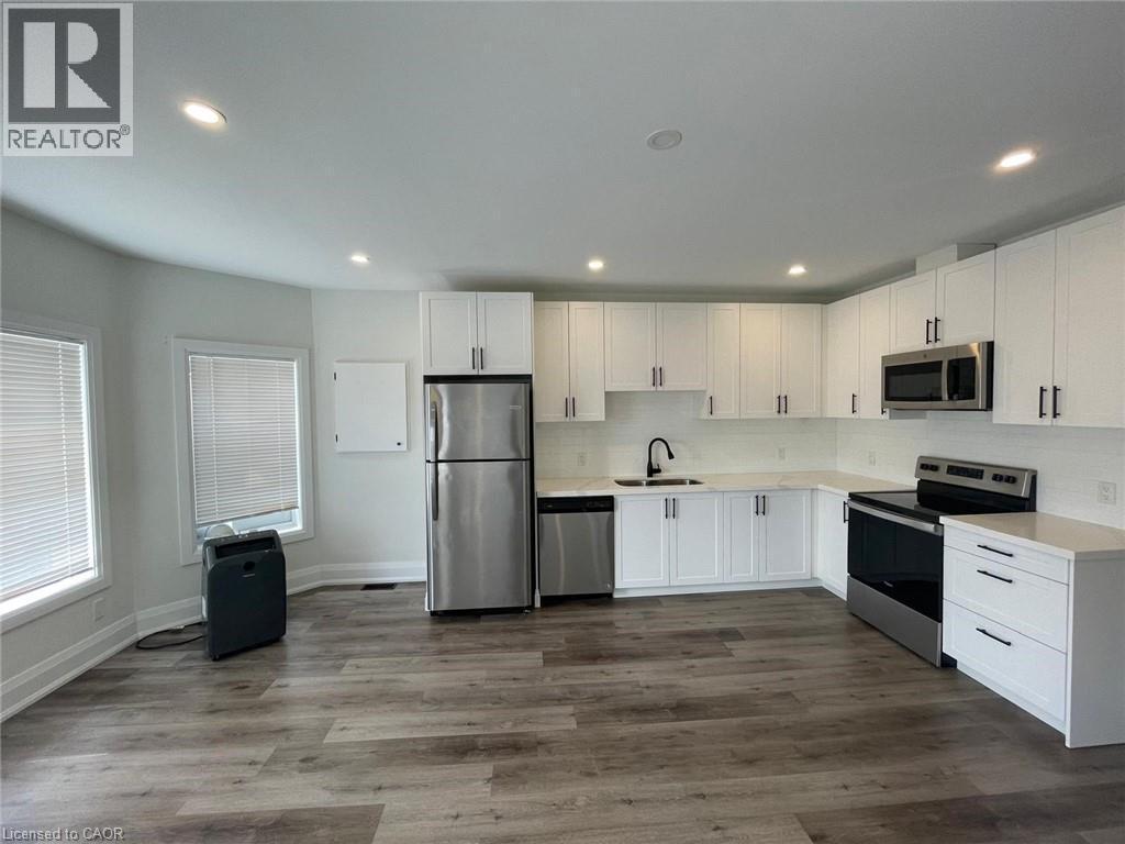 507 Wilson Street, Hamilton, ON - Indoor Photo Showing Kitchen With Stainless Steel Kitchen