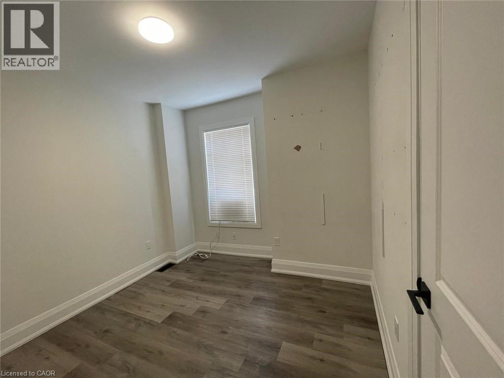 507 Wilson Street, Hamilton, ON - Indoor Photo Showing Other Room