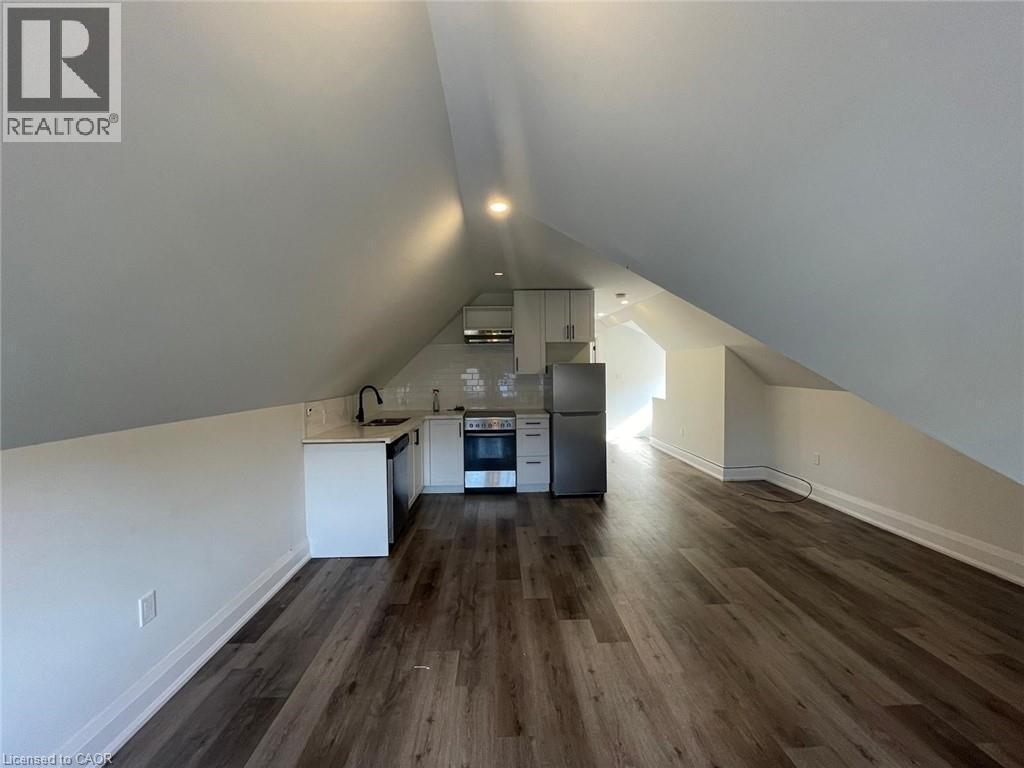 507 Wilson Street, Hamilton, ON - Indoor Photo Showing Other Room