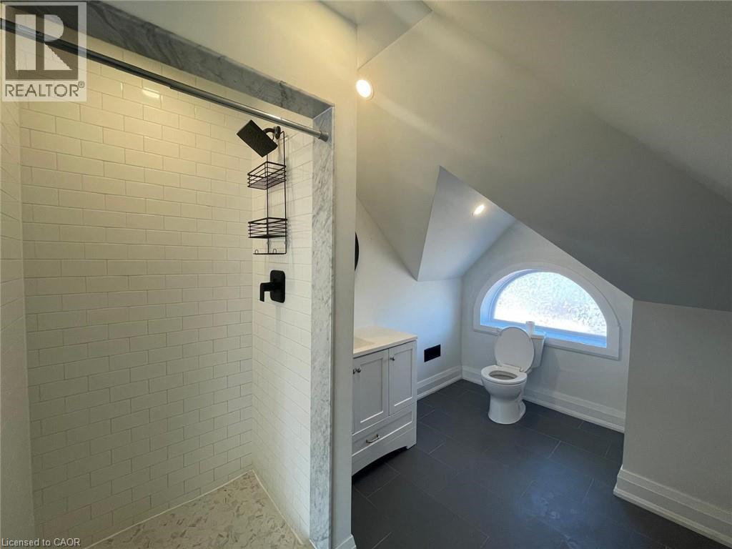 507 Wilson Street, Hamilton, ON - Indoor