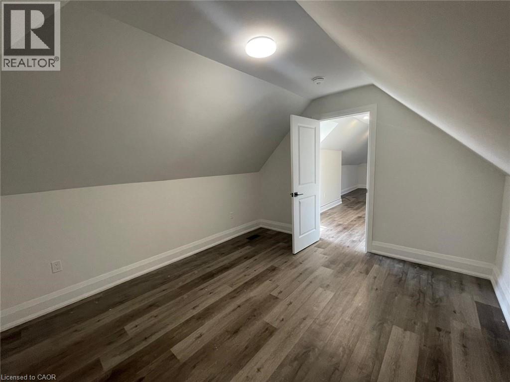 507 Wilson Street, Hamilton, ON - Indoor Photo Showing Other Room