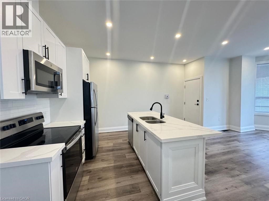507 Wilson Street, Hamilton, ON - Indoor Photo Showing Kitchen With Double Sink With Upgraded Kitchen