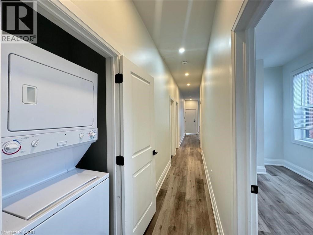 507 Wilson Street, Hamilton, ON - Indoor Photo Showing Laundry Room