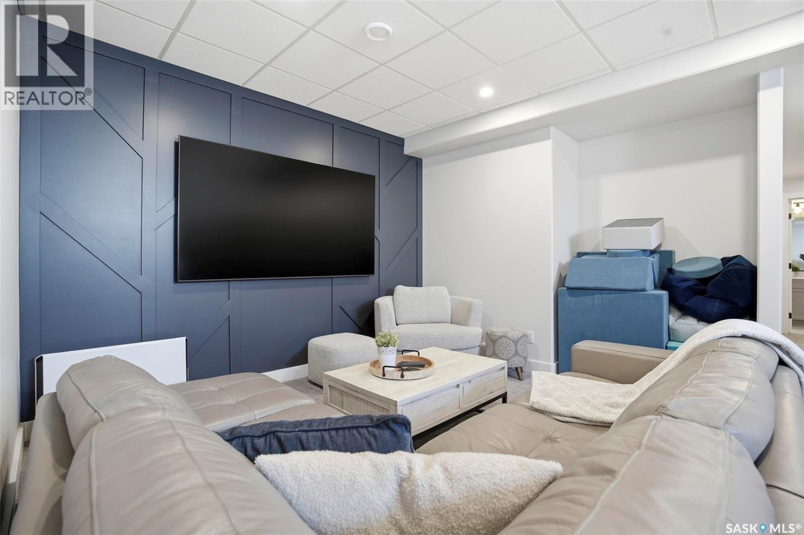 250 Skopik Crescent, Saskatoon, SK - Indoor
