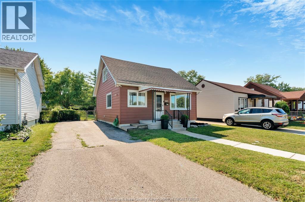 1667 Aubin, Windsor, ON - Outdoor