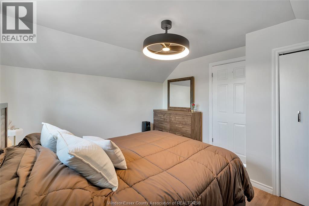 1667 Aubin, Windsor, ON - Indoor Photo Showing Bedroom