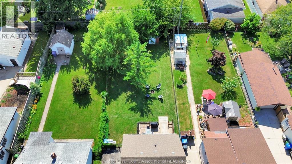 1667 Aubin, Windsor, ON - Outdoor