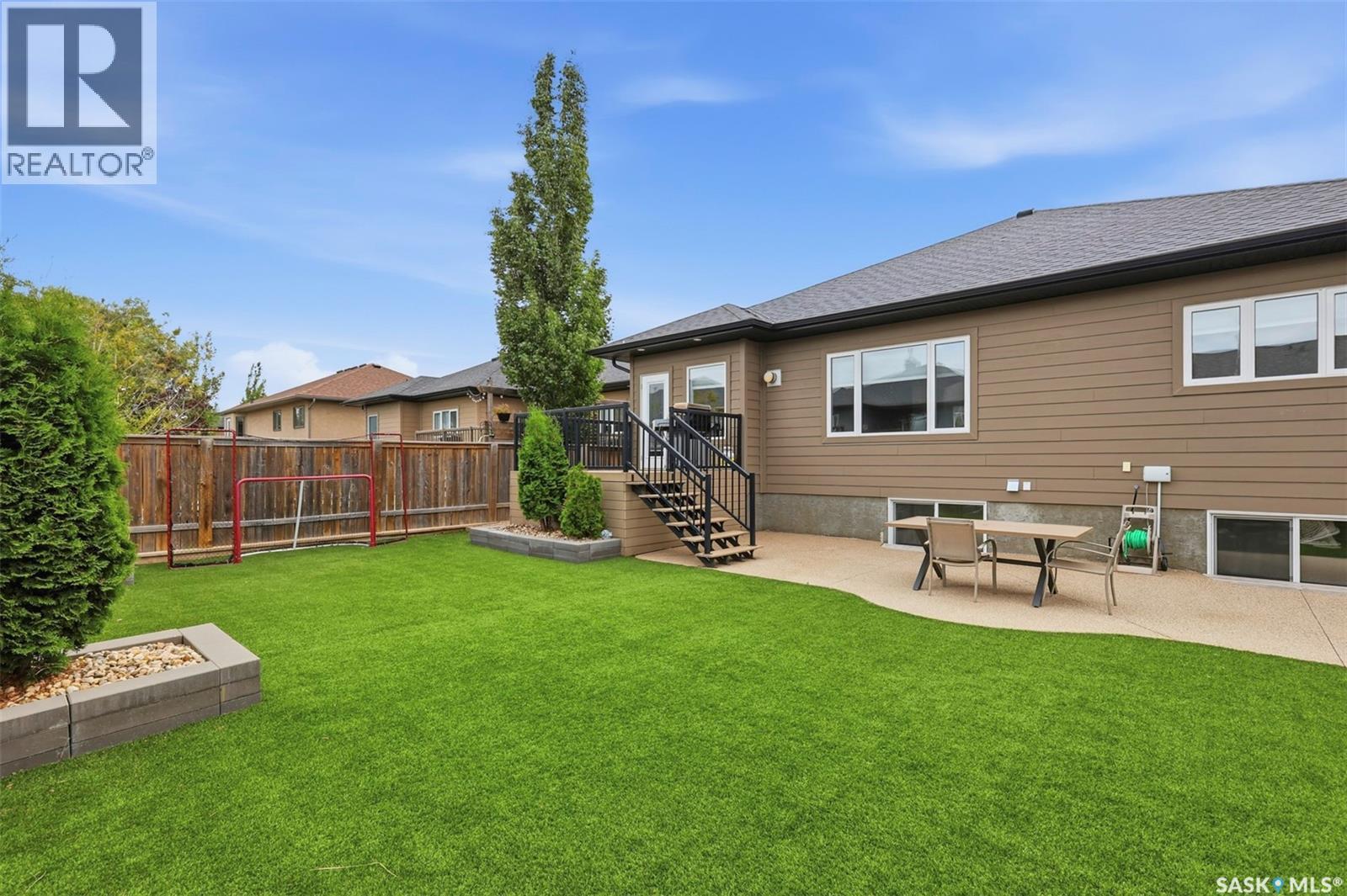 420 Hogan Way, Warman, SK - Outdoor