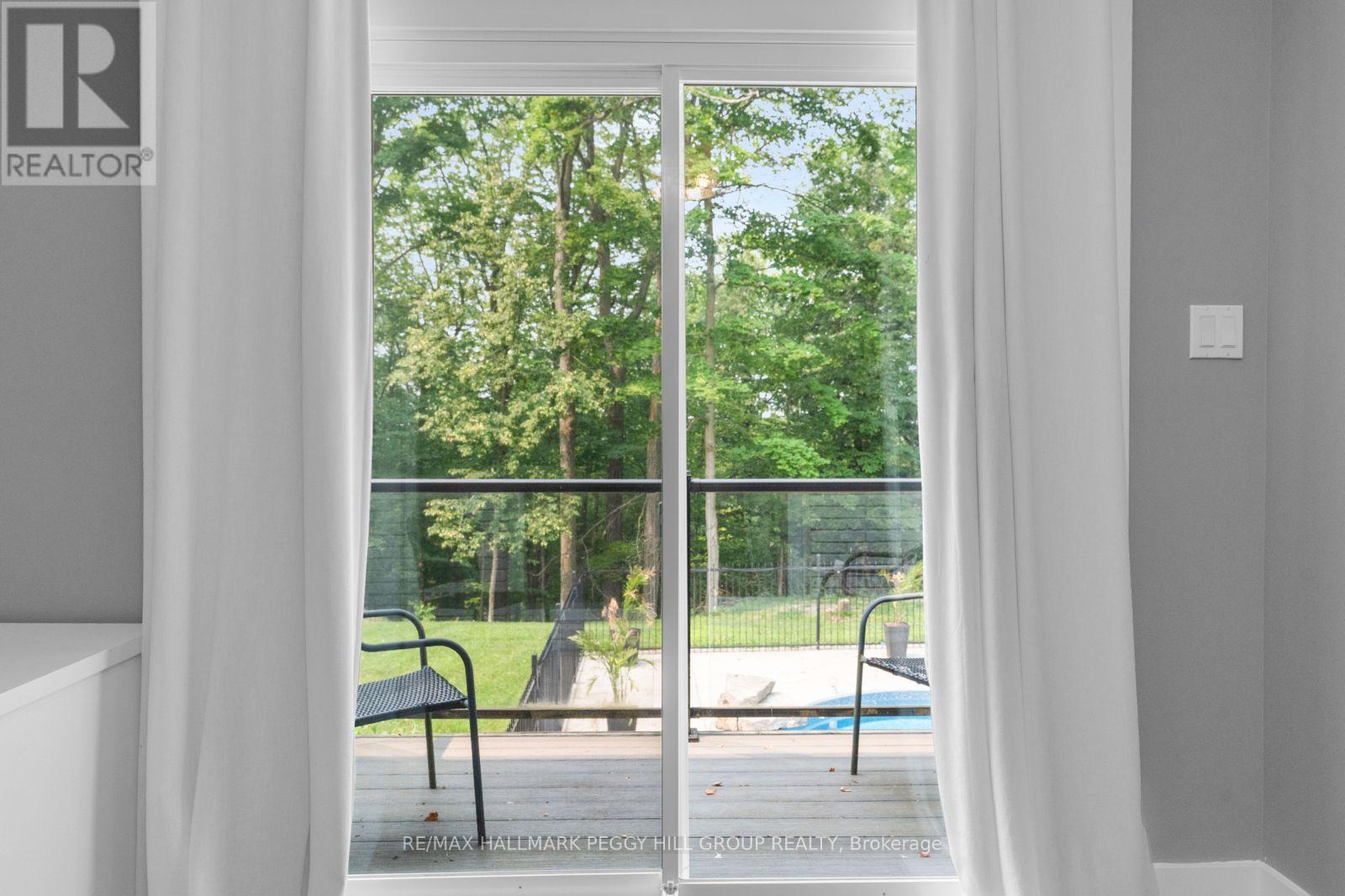 1814 Quantz Crescent, Innisfil, ON - Indoor Photo Showing Other Room