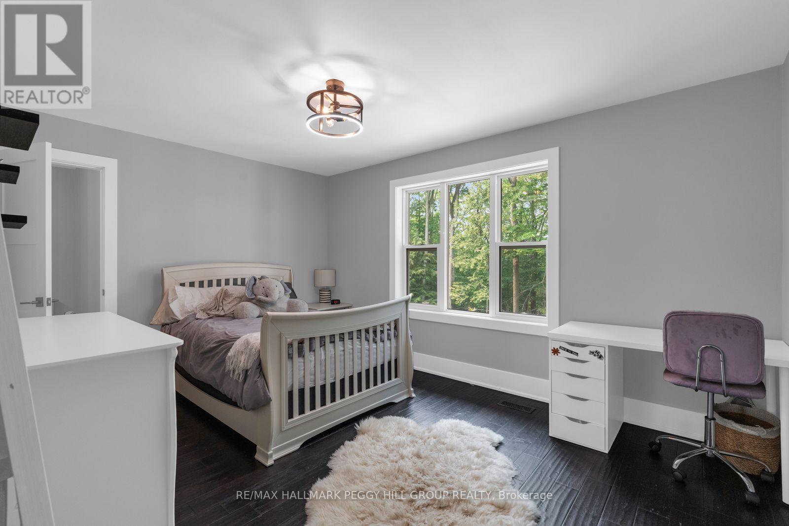 1814 Quantz Crescent, Innisfil, ON - Indoor Photo Showing Bedroom