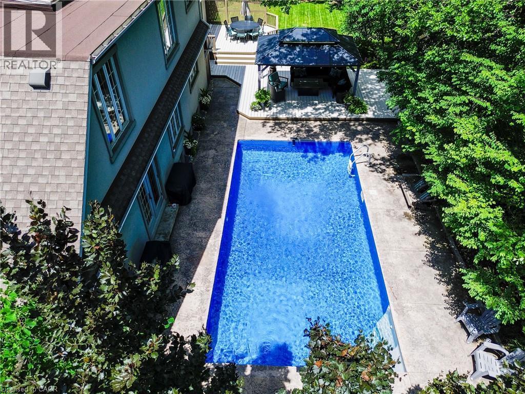 1391 Queen Victoria Avenue, Mississauga, ON - Outdoor With In Ground Pool