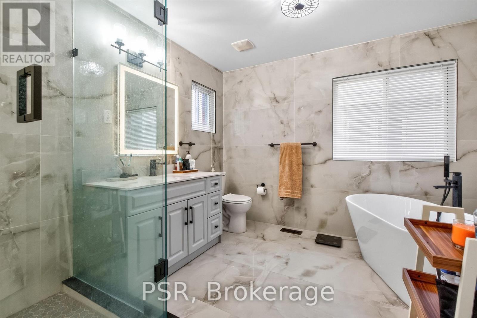 5183 Oscar Peterson Boulevard, Mississauga, ON - Indoor Photo Showing Bathroom