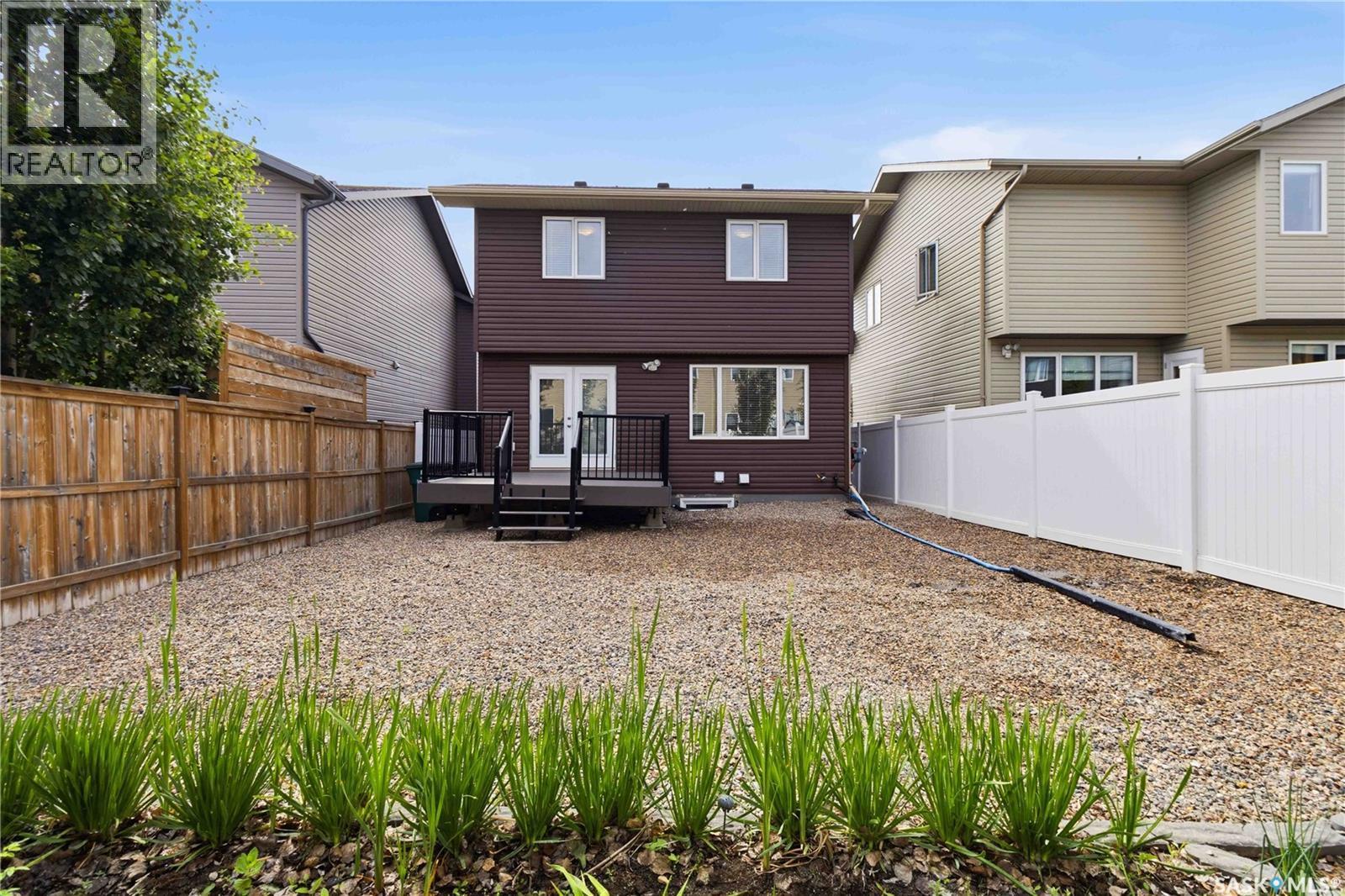 139 Dagnone Lane, Saskatoon, SK - Outdoor
