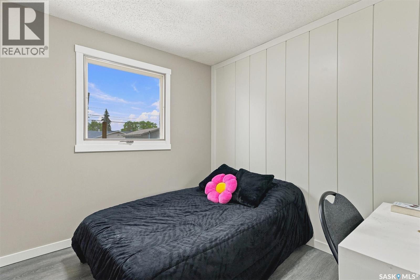 418 North Railway Street, Warman, SK - Indoor Photo Showing Bedroom