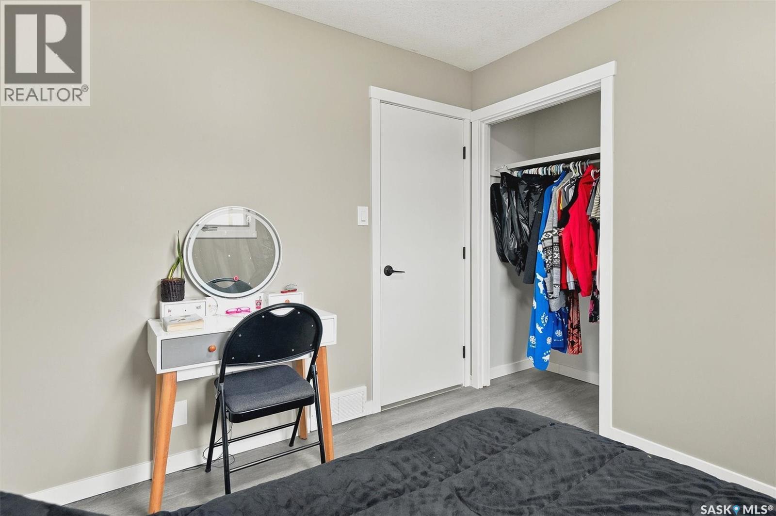 418 North Railway Street, Warman, SK - Indoor