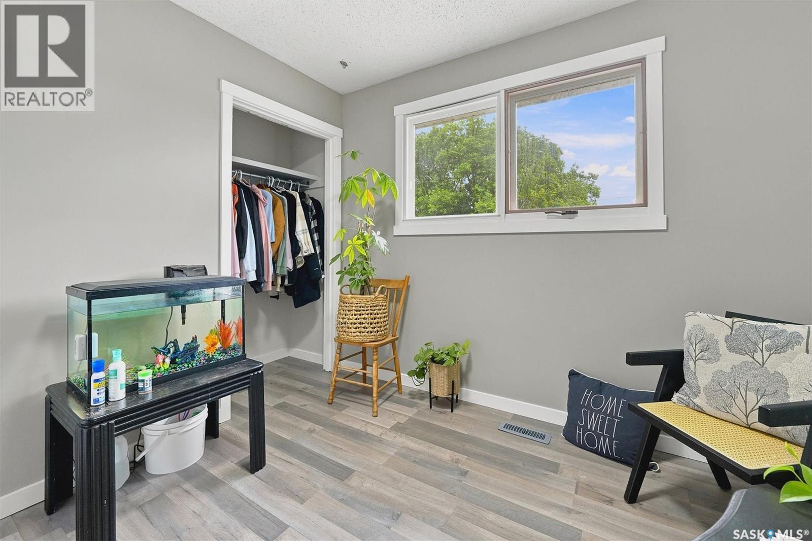 418 North Railway Street, Warman, SK - Indoor