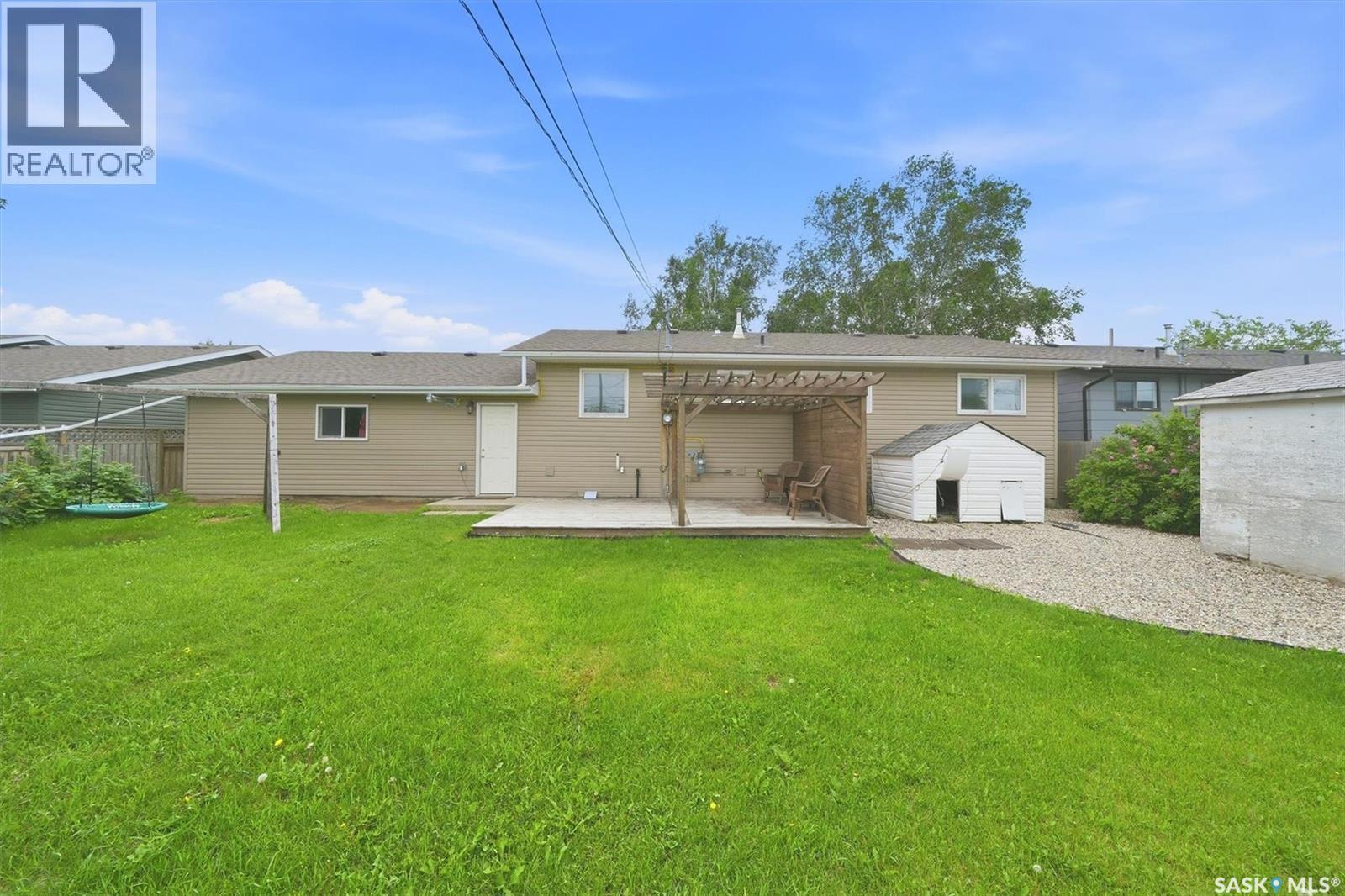 418 North Railway Street, Warman, SK - Outdoor