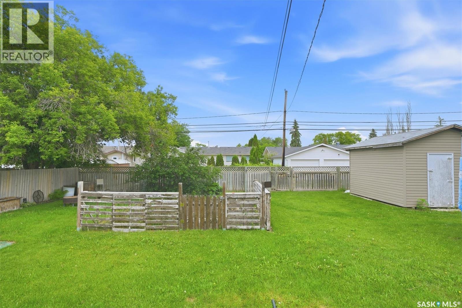 418 North Railway Street, Warman, SK - Outdoor