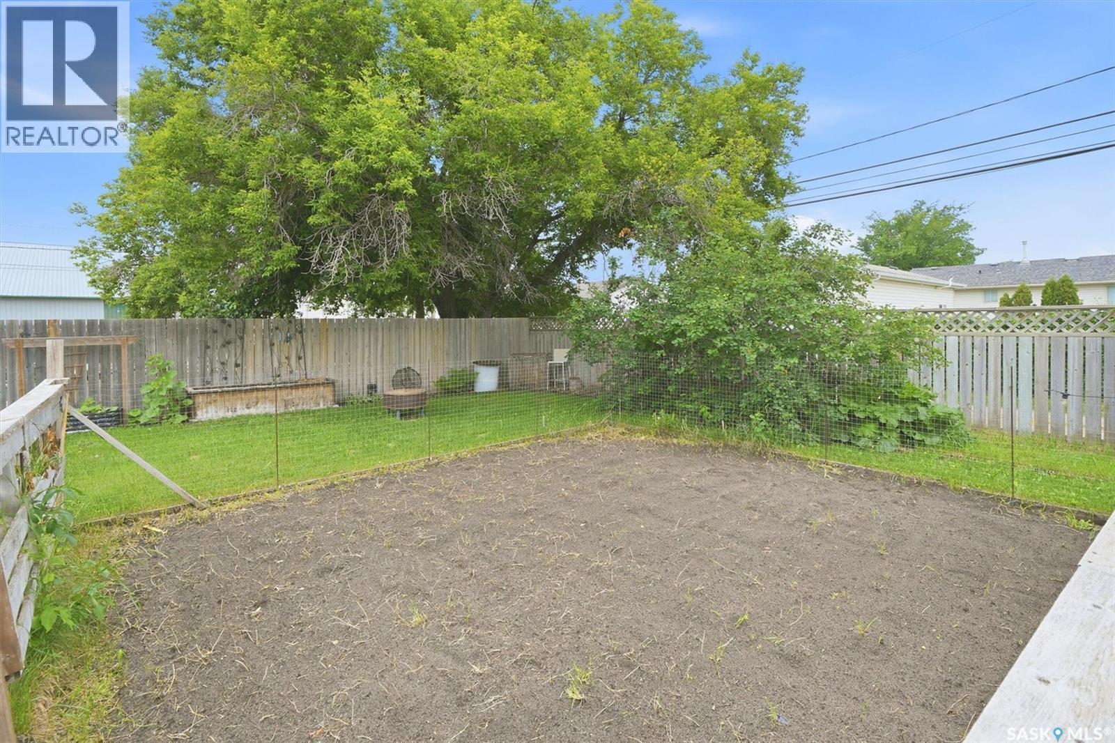 418 North Railway Street, Warman, SK - Outdoor
