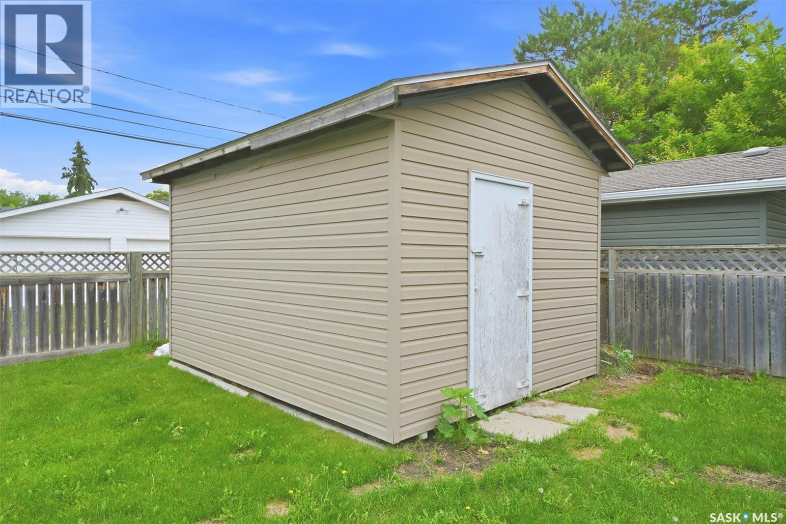 418 North Railway Street, Warman, SK - Outdoor With Exterior